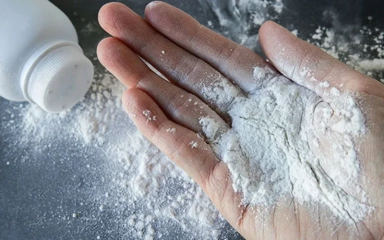 آیا پودر تالک باعث سرطان میشود؟