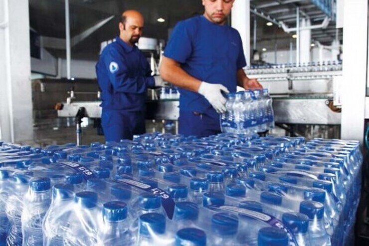 ارسال ۳۰ هزار بطری آب معدنی از تهران به آستارا - خبرگزاری مهر | اخبار ایران و جهان