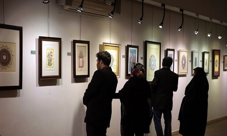 نمایشگاه «چشم بلورین» هنرهای قدمت‌دار ایرانی را به نمایش گذاشته است