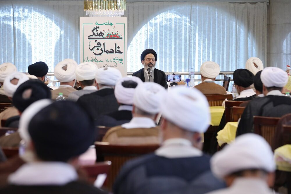 ما به همه دستورالعملهای عربستان احترام میگذاریم اما انتظارتی داریم